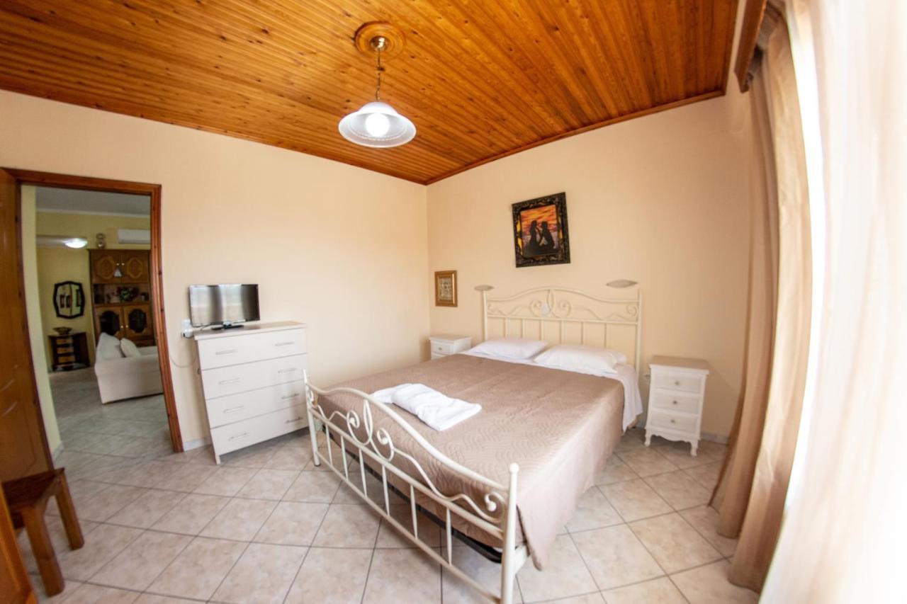 Kapetanios Apartments Ájosz Sztéfanosz Kültér fotó